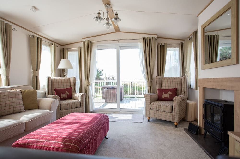 St Ives Bay Beach Resort - Hayle - Living room