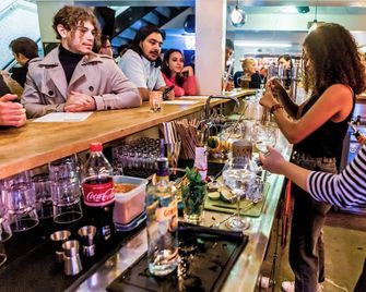 Wombat's City Hostel Vienna Naschmarkt - וינה - בר