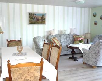 Vacation apartment 2 - Ferienhof Petersen: Vacation in the inland - Wanderup - Essbereich