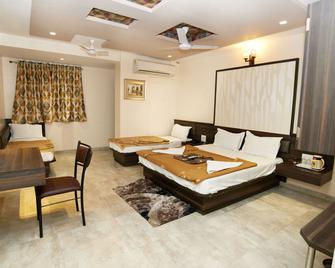 Hotel Sai Suraj Park - Shirdi - Habitación