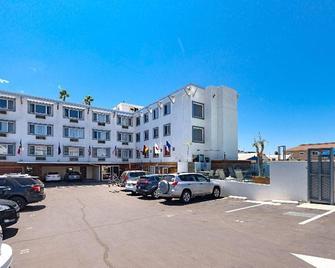 Hotel Solarena - Newport Beach - Ingresso