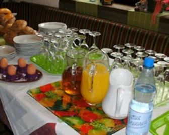 Tannenhof - Erlenbach am Main - Buffet