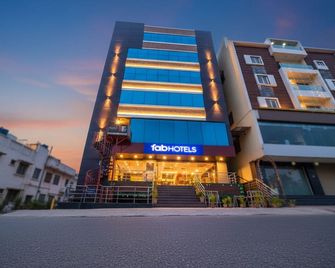 Via Athidhi Stay Inn - Hyderabad - Building