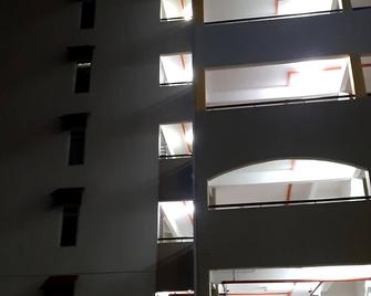 Comfy cosy getaway for couples or family - Port Dickson