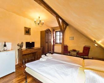 Arcadie Hotel & Apartments - Český Krumlov - Schlafzimmer