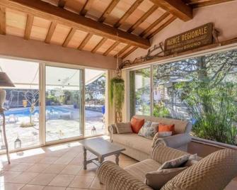 Holiday Home La Renardière by Interhome - Le Tignet - Sala de estar