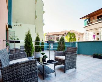 Bright House - פלובדיב - מרפסת