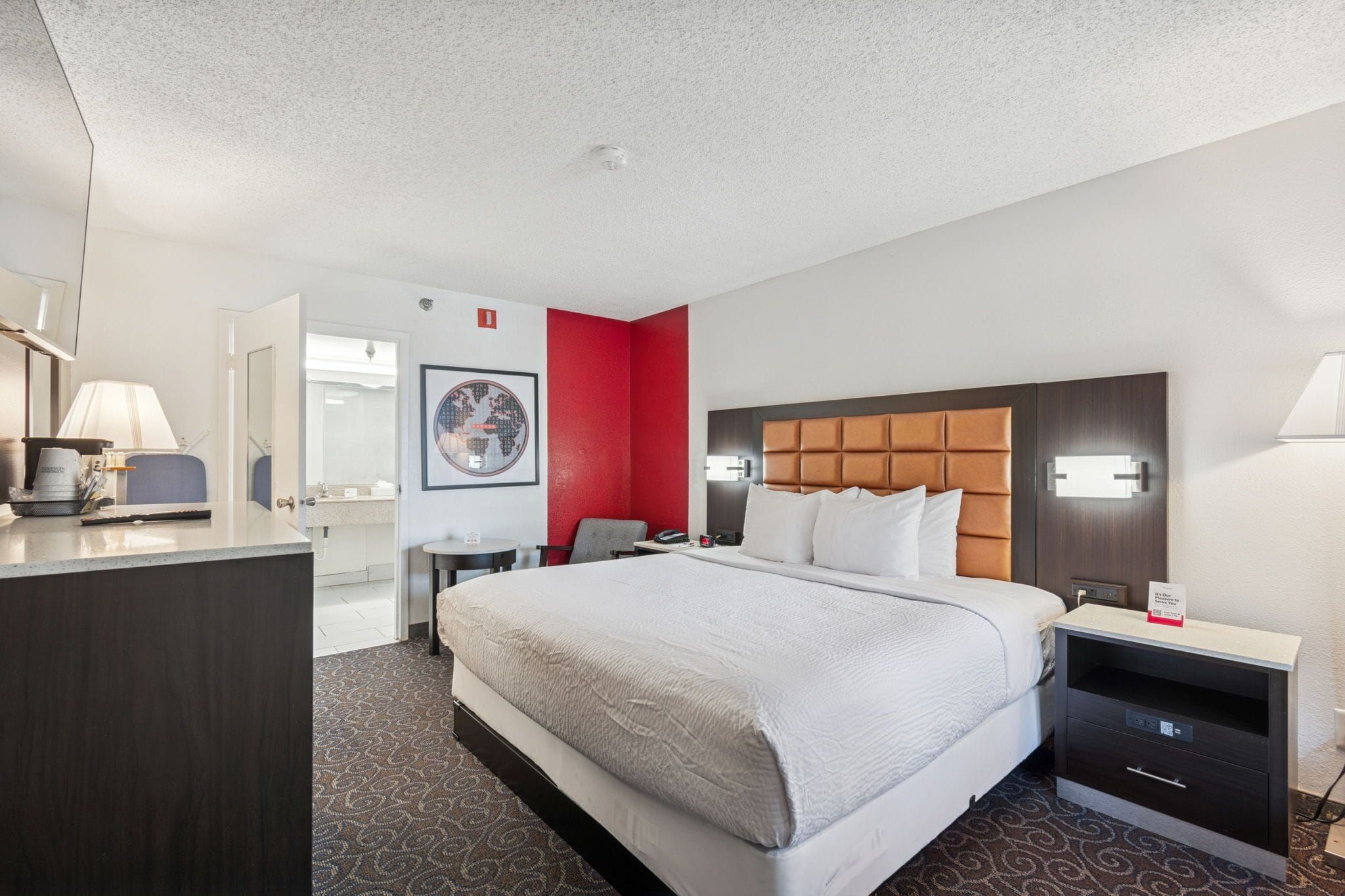 Ramada by Wyndham Temple Terrace/Tampa North - טמפה