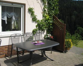 Unique sunny location for nature lovers with a fantastic view of the countryside - Bad Berleburg - Patio
