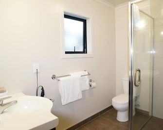 Brooklyn Motor Lodge - המילטון - חדר רחצה