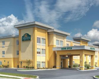 La Quinta Inn & Suites by Wyndham Harrisburg-Hershey - Harrisburg - Edificio