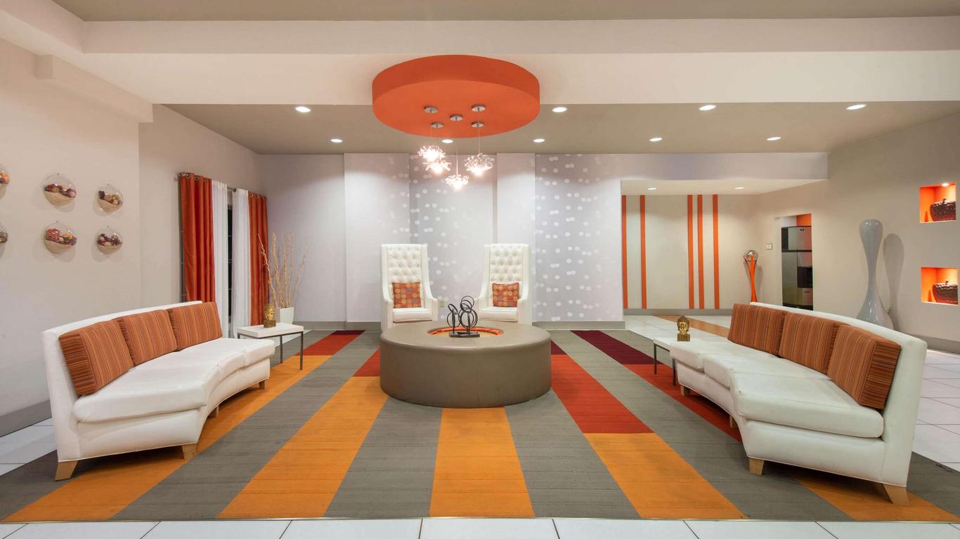 لا كينتا إن آند سويتس باي ويندام هاريسبرج هيرشي