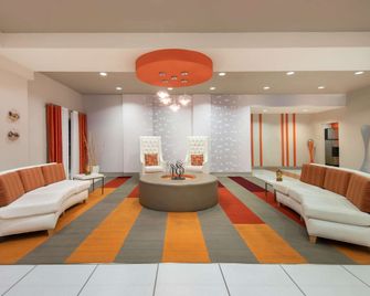 La Quinta Inn & Suites by Wyndham Harrisburg-Hershey - האריסברג - טרקלין