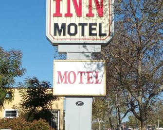 Pomona Inn - Pomona - Building