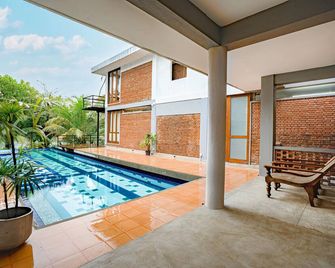 Spacious 7-bedroom cozy villa in delightful Koggala with AC, WiFi - Ahangama - Pool