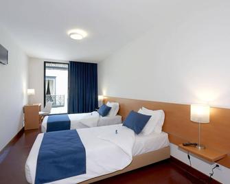 Thomas Place - Ponta Delgada