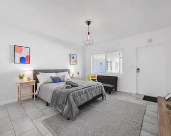 Great Studio Residence 15 min from the beach - Miami - Bedroom