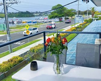 Lakeside Motel Waterfront - Lakes Entrance - Balkong