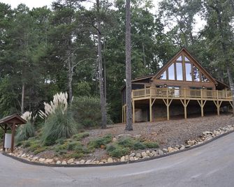 Lake Keowee Lakeview Cabin With Dock Close To Clemson - Seneca - Building