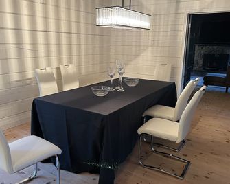 Luxury Event Place In Caledon. - Caledon - Dining room