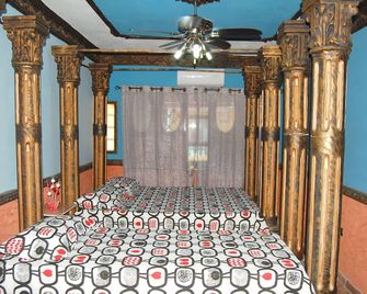 Hostal Antica Roma - Trinidad - Ložnice