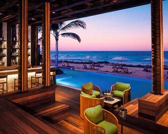 Grand Bliss luxury 5 star 2 bedroom suite w/ a Large Balcony with pool - Acapulco - Pileta
