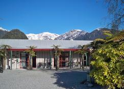 Glow Worm Accommodation - Franz Josef Glacier - Edifício