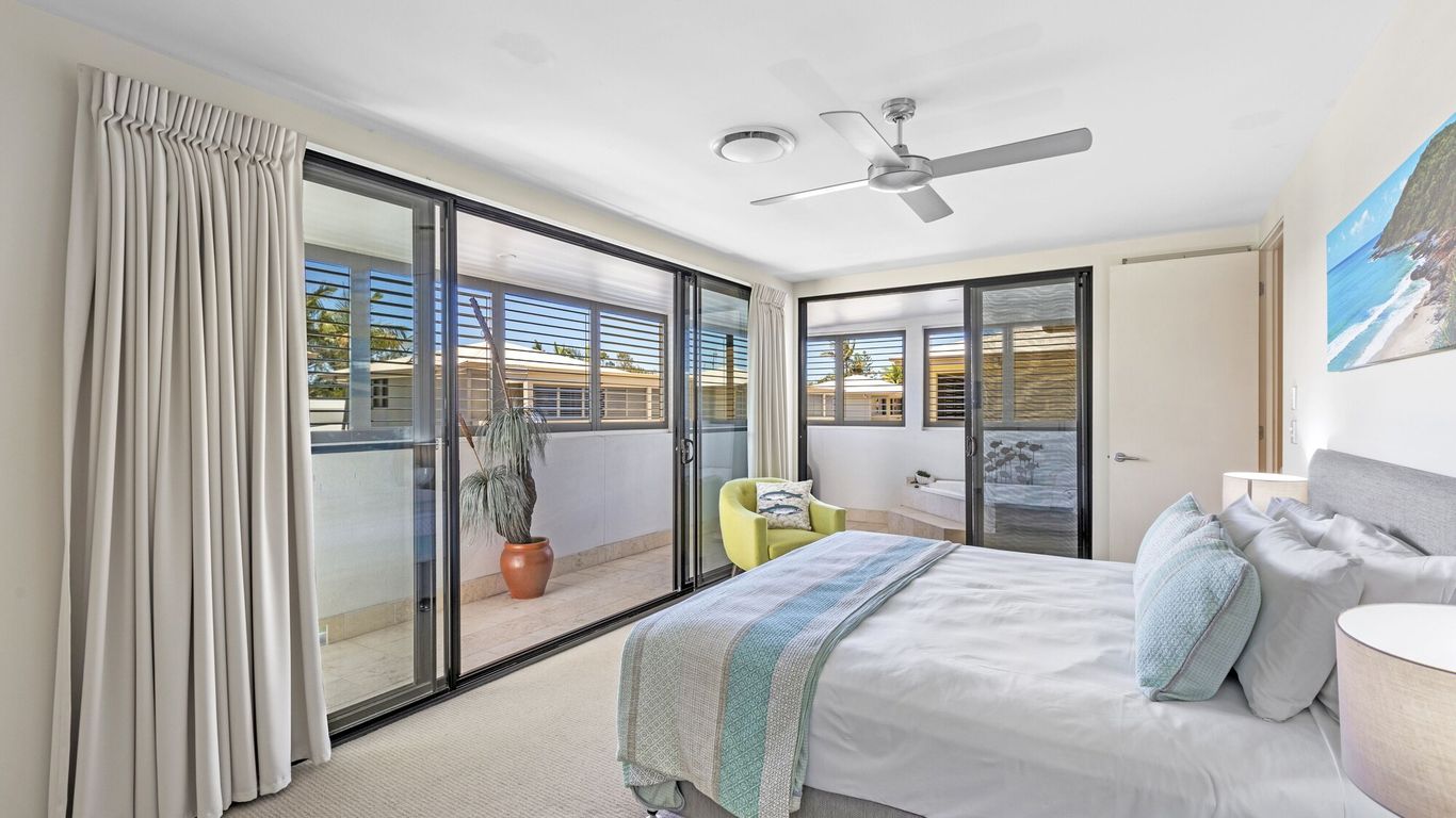 누사 빌리지 리버 리조트