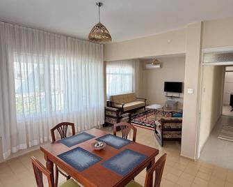 Idil Apart-Datça - Datca - Salle à manger