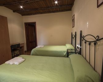 Hotel El Tirol - Puerto de Béjar - Habitación