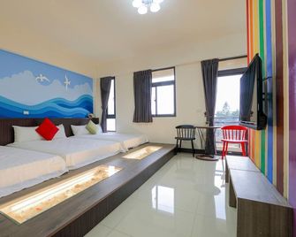 Xia Xia Jiao Homestay - Magong City - Bedroom