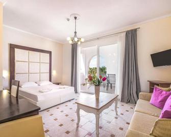 Tresor Hotel - Chaniotis - Habitación