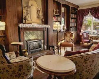 Weaverville Hotel - Weaverville - Lounge