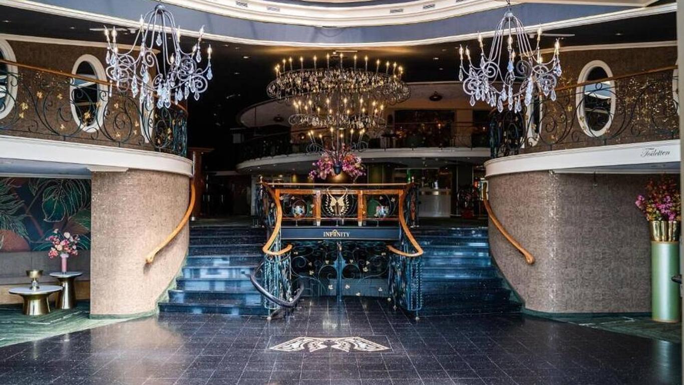 Hotel & Restaurant Infinity