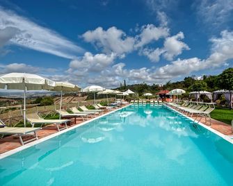 Saturnia Tuscany Hotel - Manciano - Piscina