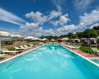 Saturnia Tuscany Hotel - Manciano - Πισίνα