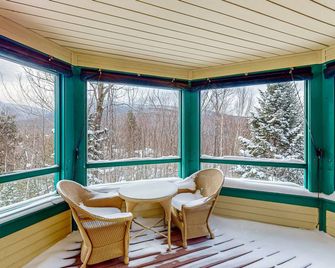 Kestrels Unit #16 - Smugglers Notch - Balcony