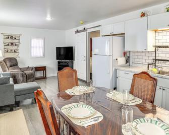 Less Than 1 Mi To Enmu Pet-Friendly Home In Portales! - Portales - Salle à manger