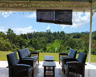 Ivy Homestay - Lawas - Edificio