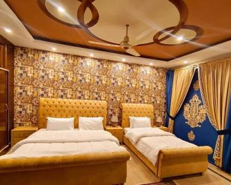 Madcrew Lodge - Islamabad - Bedroom