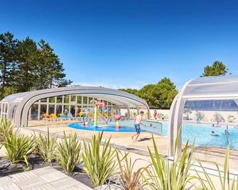 Mobil-homes proche de l'océan - Saint-Jean-de-Monts - Pool