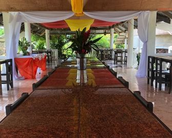 Jupiters Garden Cottages - Marabut