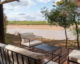 Glamping Los Palmares - Puerto Vilelas - Balcone