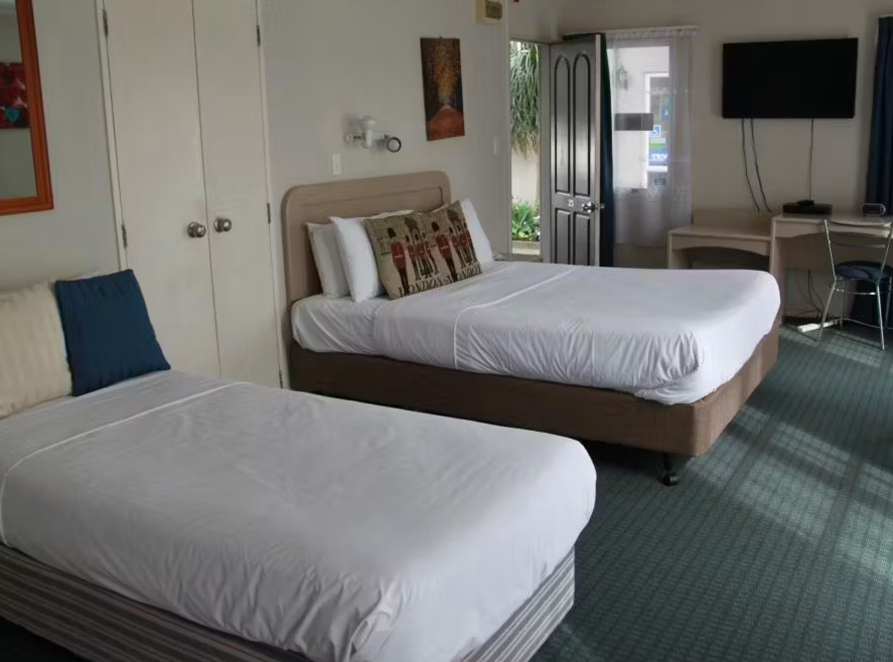 Asure Camelot Arms Motor Lodge - Auckland - Bedroom