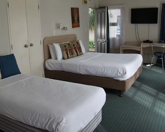 Asure Camelot Arms Motor Lodge - Auckland - Bedroom