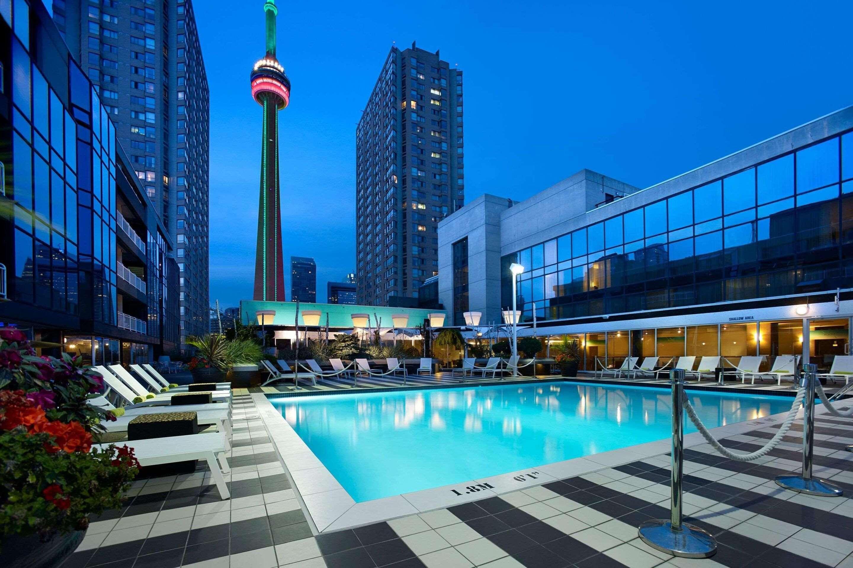 Toronto Canada Cheap Hotels: Unbeatable Deals Unveiled