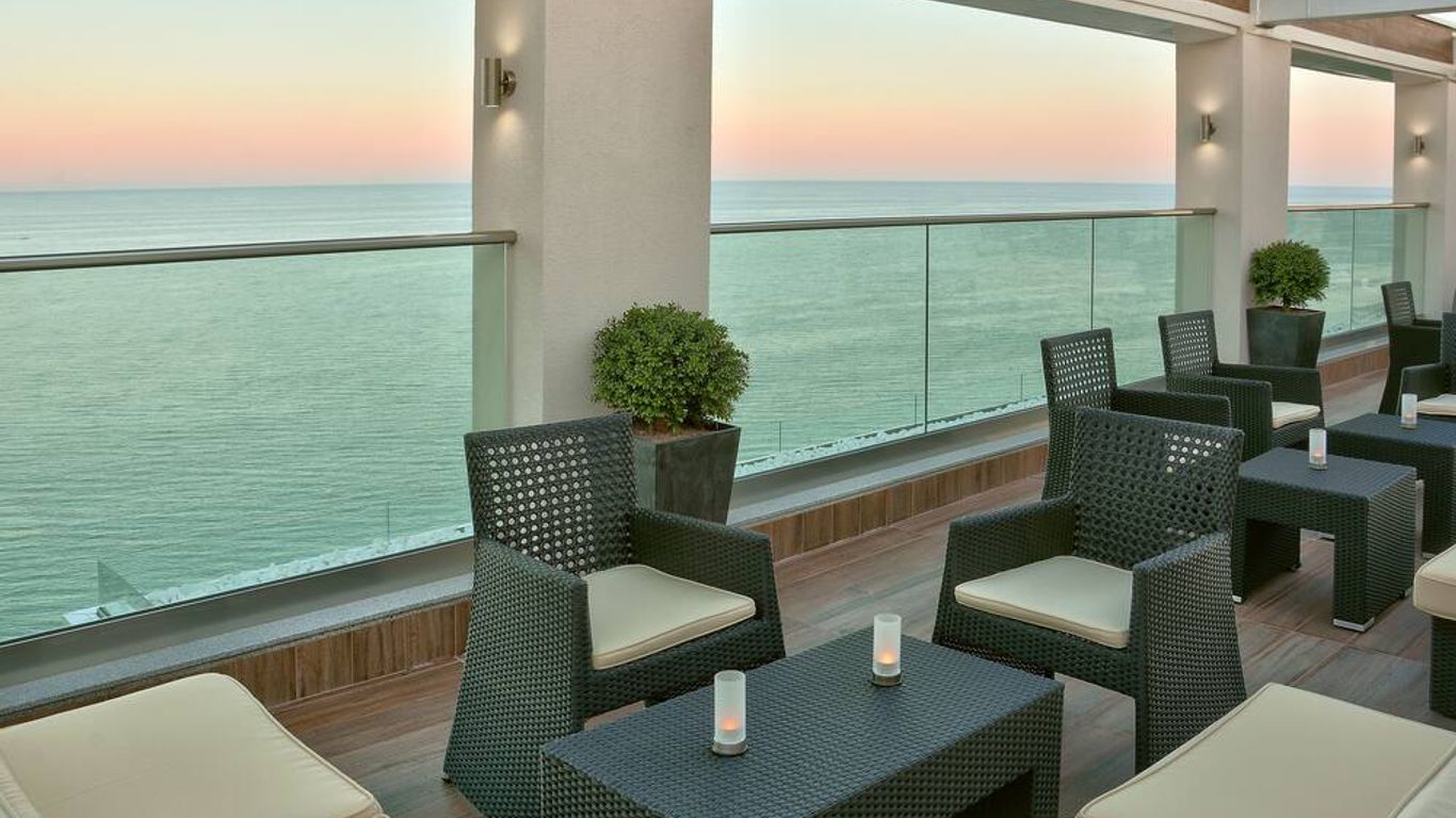 جريفيد هوتل متروبول - بريميوم بسعر شامل جميع الخدمات