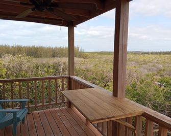 Cocolobba Cottage by the Sea in Whale Point - Upper Bogue - Balcony