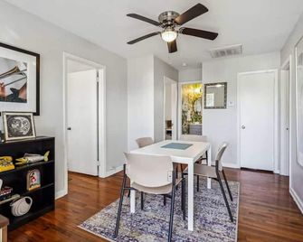 Great Location! 2br Near French Quarter #5 - ניו אורלינס - חדר אוכל