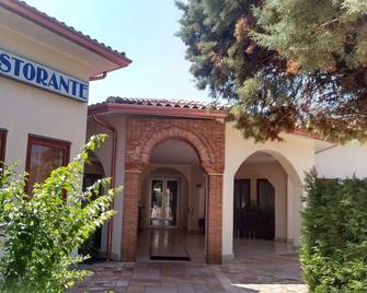 Villaggio Turistico La Mantinera - Hotel - Praia a Mare - Edificio